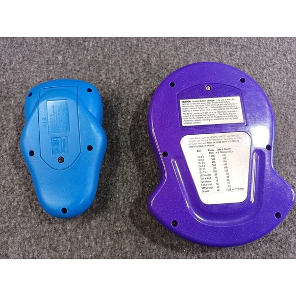 2 Vintage Handheld Games 2000 Radica Tetris - Yahtzee - Wheel of Fortune - Picture 2 of 10